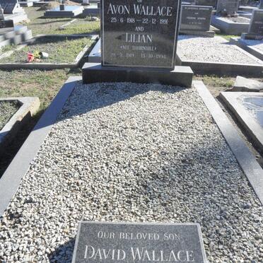 TRUTER Avon Wallace 1918-1991 &amp; Lilian THORNHILL 1919-1994 :: TRUTER David Wallace 1944-1991                     