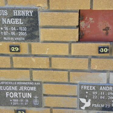 ANDREWS Freek 1961-2009 :: FORTUIN Eugene Jerome 1980-2011 :: NAGEL Louis Henry 1930-2005
