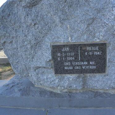 ? Jan 1939-1994 &amp; Heilie 1942-