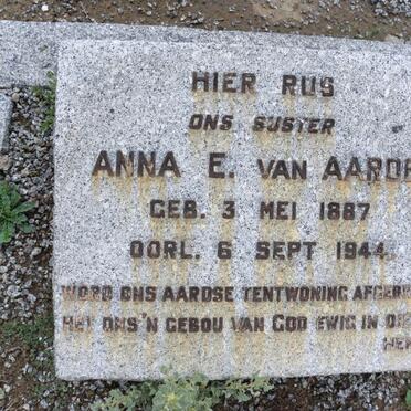 AARDE Anna E., van 1887-1944