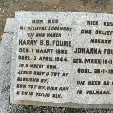FOURIE Harry S.B. 1882-1944 &amp; Johanna Fourie VIVIER 1888-1979