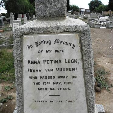 L - Vanne :: Surnames - L