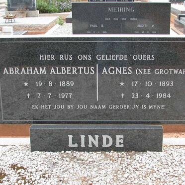 LINDE Abraham Albertus 1889-1977 &amp; Agnes GROTWAHL 1893-1984