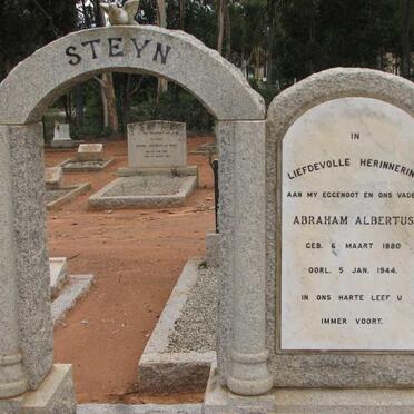 STEYN Abraham Albertus 1880-1944 &amp; Frederika Johanna VAN ZYL 1881-1969 