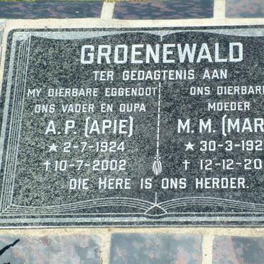 GROENEWALD A.P. 1924-2002 &amp; M.M. 1928-2012