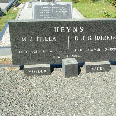 HEYNS D.J.G. 1924-1991 &amp; M.J. 1922-1998