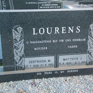 LOURENS Matthys J. 1892-1981 &amp; Gertruida M. 1898-1985