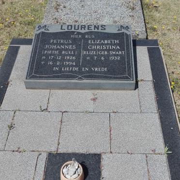 LOURENS Petrus Johannes 1926-1994 &amp; Elizabeth Christina SWART 1932-