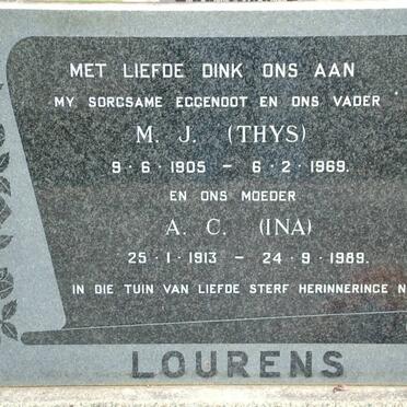 LOURENS M.J. 1905-1969 &amp; A.C. 1913-1989