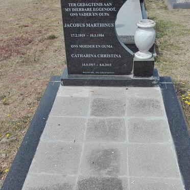 NEETHLING Jacobus Marthinus 1919-1984 &amp; Catharina Christina 1917-2015