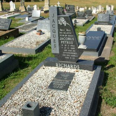 RICHARDS William Ernest 1928-2004 &amp; Johanna Elizabeth 1930-2008 :: RICHARDS Jacobus Petrus 1964-1988