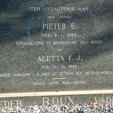 ROUX Pieter E. 1883-1952 &amp; Aletta F.J. 1888-1952
