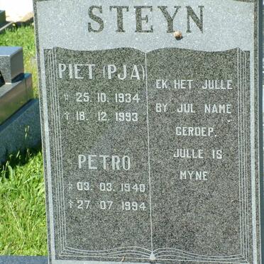 STEYN P.J.A. 1934-1993 &amp; Petro 1940-1994