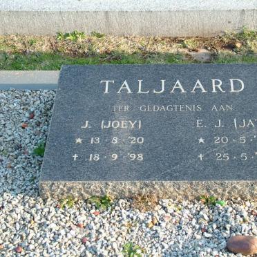 TALJAARD E.J. 1922-1978 &amp; J. 1920-1998