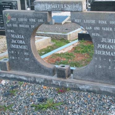 VERMEULEN Jurie Johannes Hermanus 1894-1978 &amp; Maria Jacoba 1931-1997