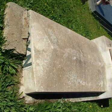 ?YN D.P.J. 1907-1996 &amp; M.J. 192?-2000