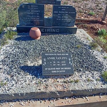 MEIRING Jan Johannes 1912-1969 & Anna Magdalena CLAASSEN 1912-1980 :: ZYL Ansie, van 1935-2010_1