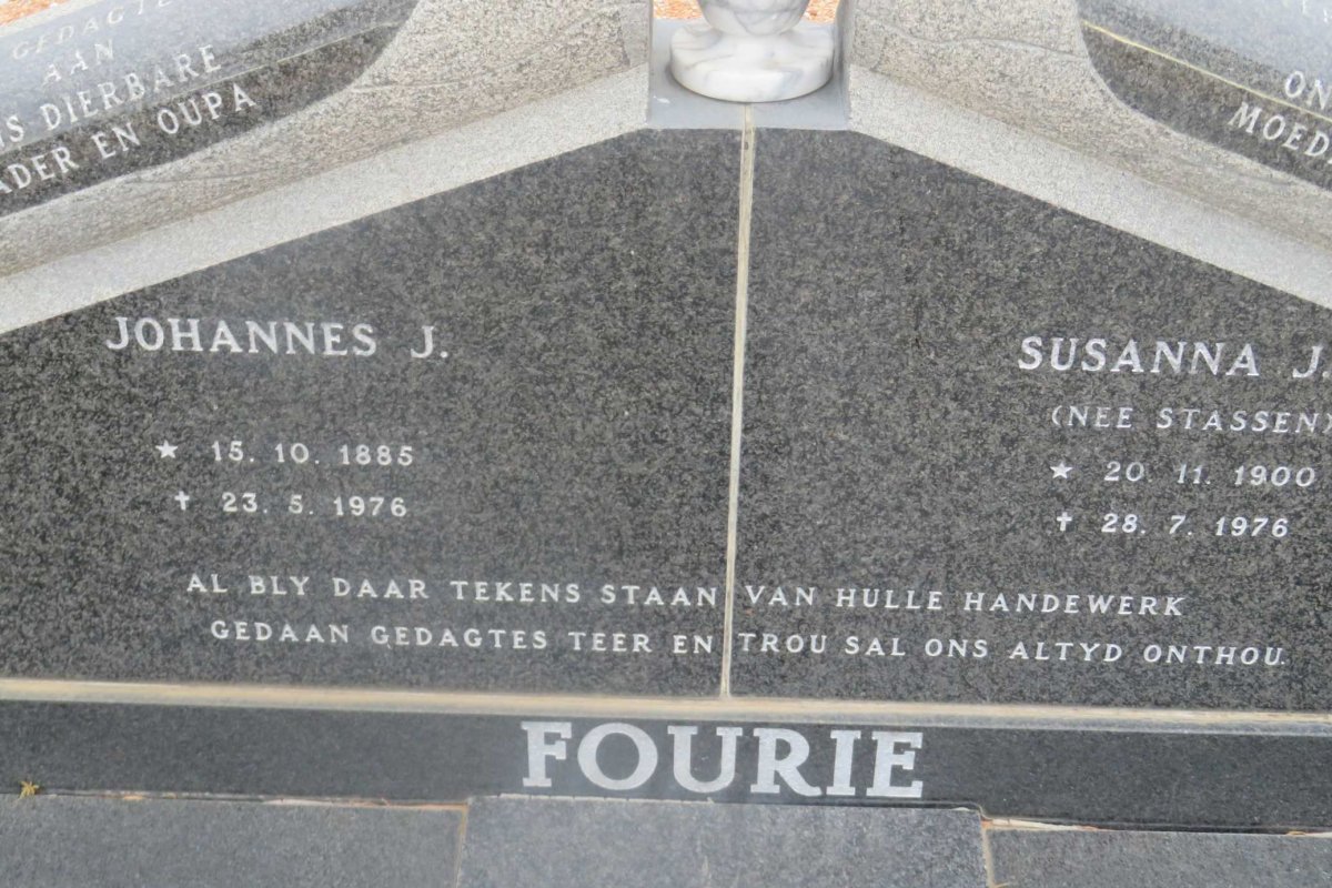 FOURIE Johannes J. 1885-1976 &amp; Susanna J. STASSEN 1900-1976