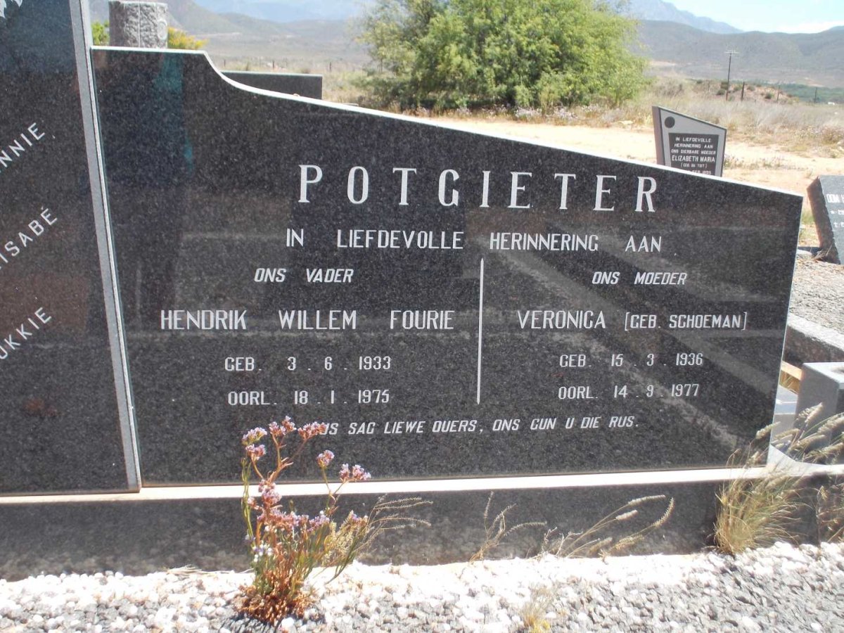 POTGIETER Hendrik Willem Fourie 1933-1975 &amp; Veronica SCHOEMAN 1936-1977