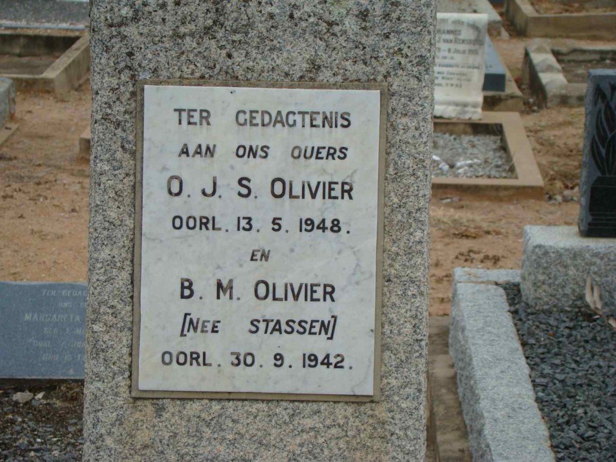 OLIVIER O.J.S. -1948 &amp; B.M. STASSEN -1942