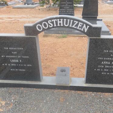 OOSTHUIZEN Louis F. 1906-1976 &amp; Anna Maria BREYTENBACH 1912-1989