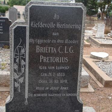 PRETORIUS Briëtta C.L.G. née VON LUDWIG 1873-1941