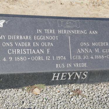 HEYNS Christiaan F. 1880-1974 &amp; Anna M. v.d. MERWE 1888-1982