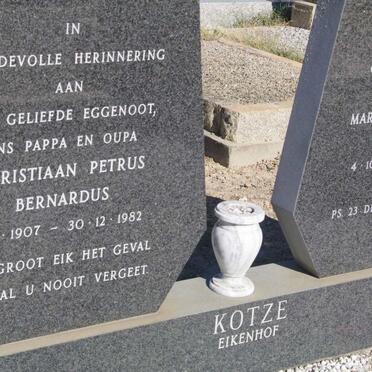KOTZE Christiaan Petrus Bernardus 1907-1982 &amp; Margaritha Elizabeth 1899-1996