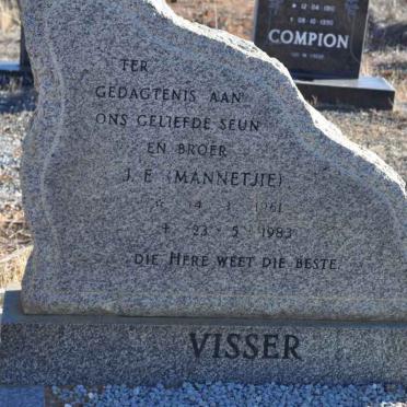 V - Vanne :: Surnames - V