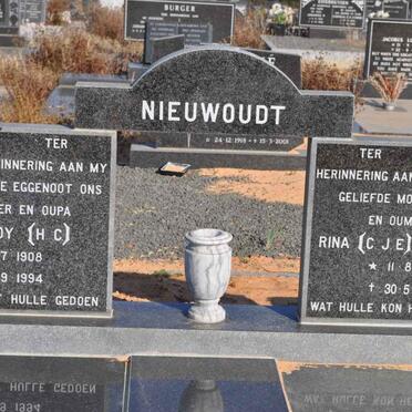 NIEUWOUDT H.C. 1908-1994 &amp; C.J.E. BEKKER 1918-2007