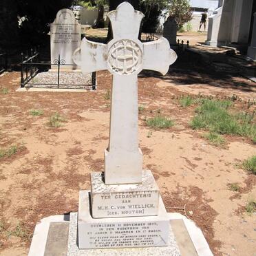 WIELLIGH M.H.C., von nee MOUTON -1899