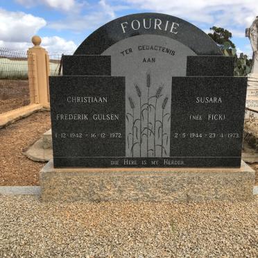 FOURIE Christiaan Frederik Gulsen 1942-1972 &amp; Susara FICK 1944-1973