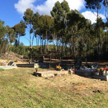 Western Cape, CALEDON district, Hartebeeste River 607_5, Teslaarsdal, farm cemetery