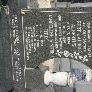 KILIAN Gert Jacobus Albertus 1934-2000 &amp; Dandelene Winifred 1934-2000