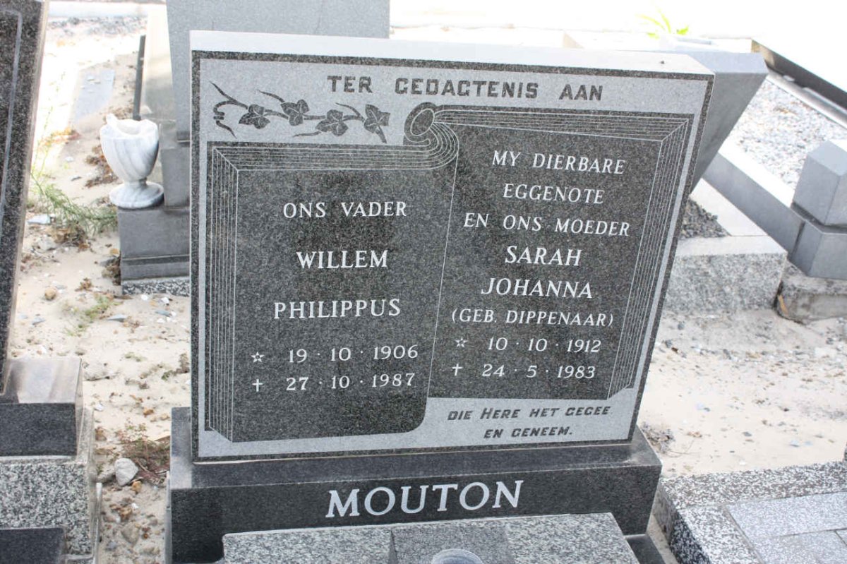 MOUTON Willem Philippus 1906-1987 &amp; Sarah Johanna DIPPENAAR 1912-1983