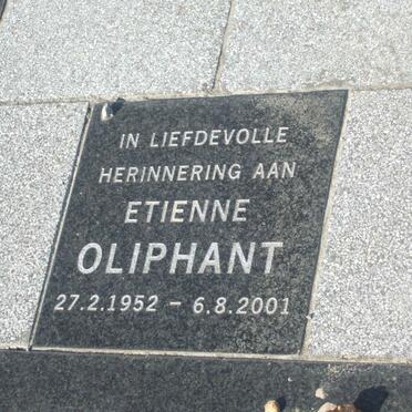 OLIPHANT Etienne 1952-2001