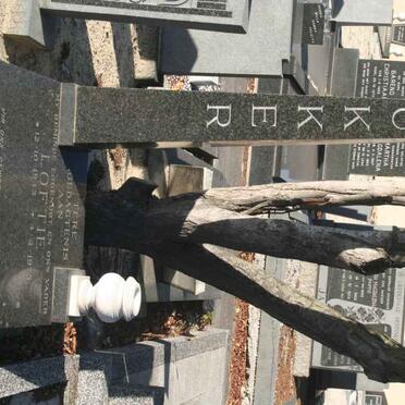 TUKKER Loftie 1943-1973