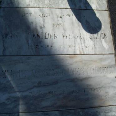 WESTHUIZEN Jan, van der 1915-1983 &amp; Minnie 1915-1994
