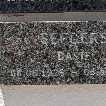 SEEGERS Basie 1925-2005