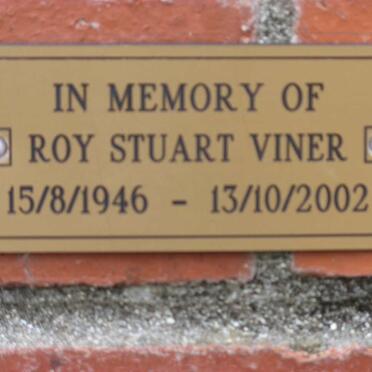 VINER Roy Stuart 1946-2002