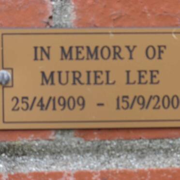 LEE Muriel 1909-2000