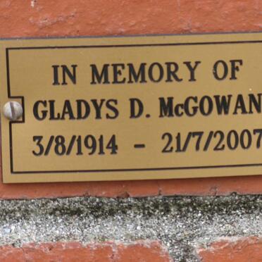 McGOWAN Gladys D. 1914-2007
