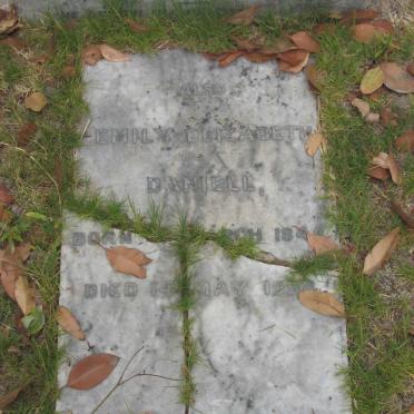 DANIELL Elizabeth Mary 1824-1923 :: DANIELL Emily Elizabeth -1954