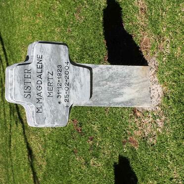 MERTZ M. Magdalene 1923-2004