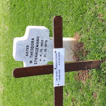 STRANGEMANN M. Theodora 1902-1979 :: LYONS Mary Teresa 1928-2016