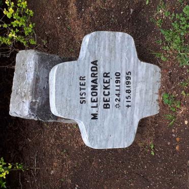BECKER M. Leonarda 1910-1995