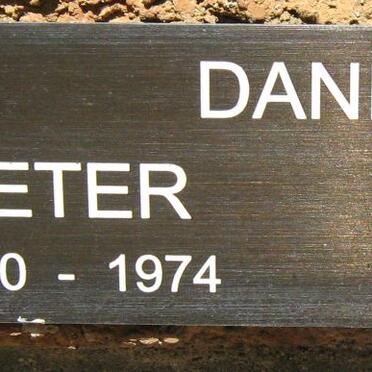 DANIELS Peter 1900-1974 &amp; Francis 1910-1983