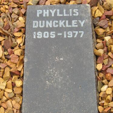DUNCKLEY Phyllis 1905-1977