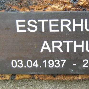 ESTERHUIZEN Arthur 1937-1990