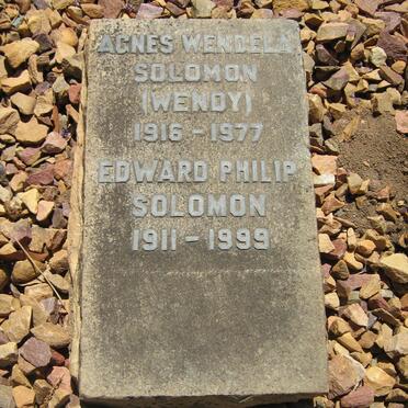 SOLOMON Edward Philip 1911-1999 &amp; Agnes Wendela 1916-1977